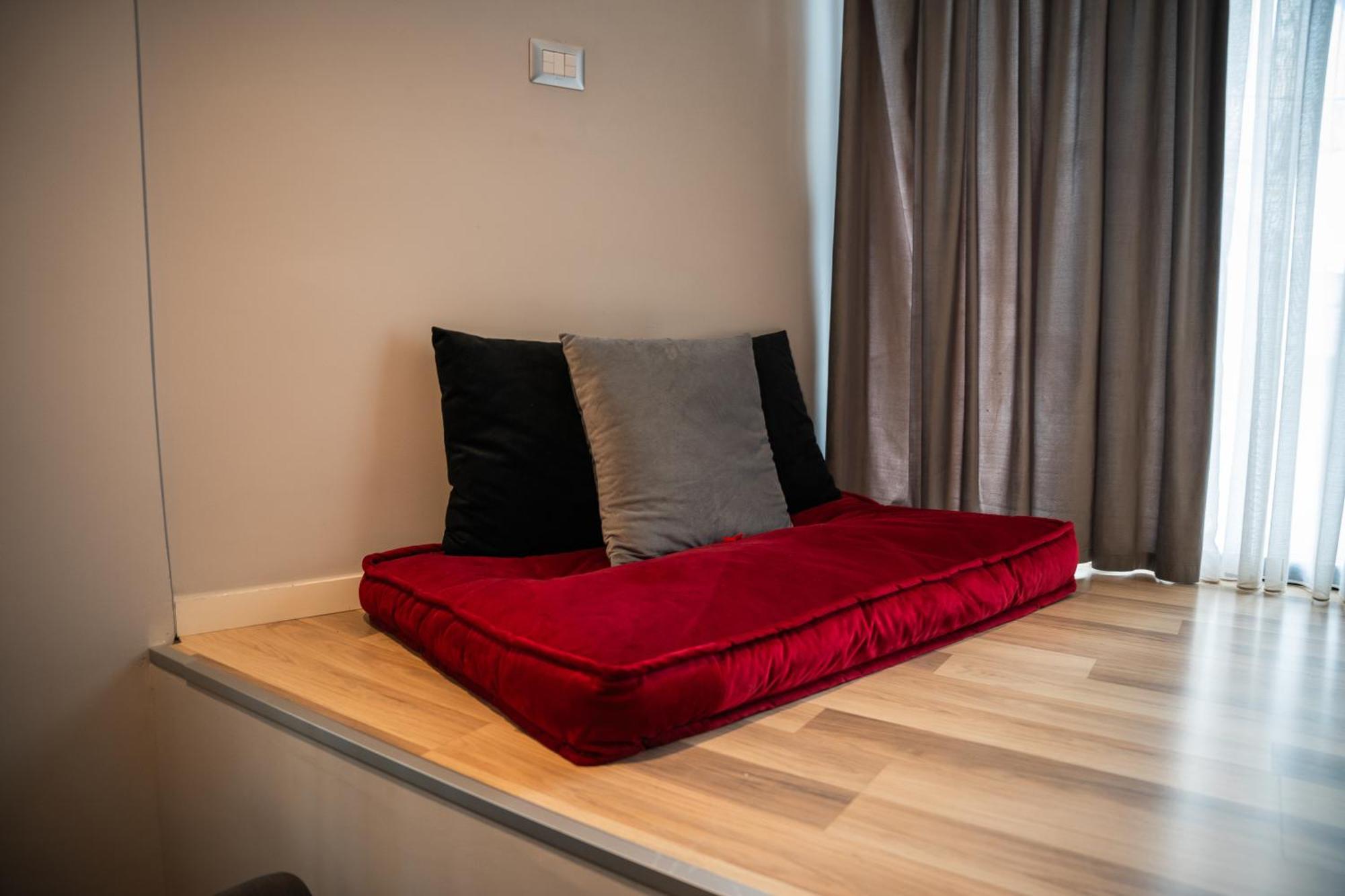Center Boutique Hotel Tirana Bagian luar foto